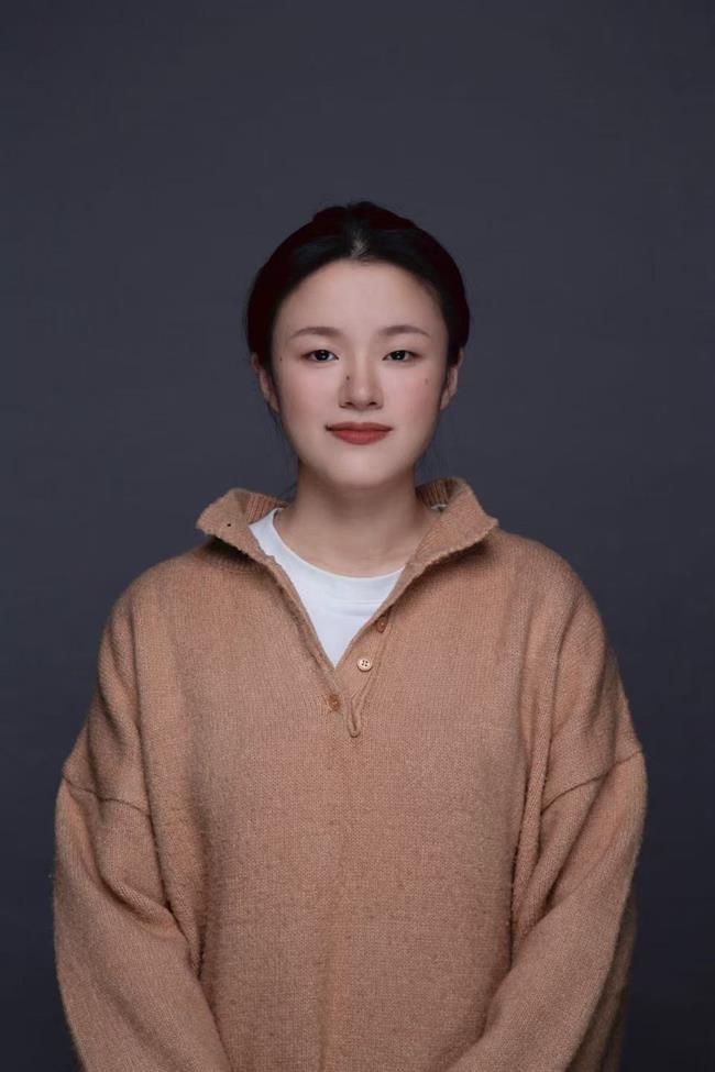 李超凡.jpg 李超凡.jpg