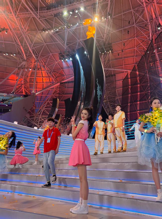 李如一1.jpg 李如一1.jpg