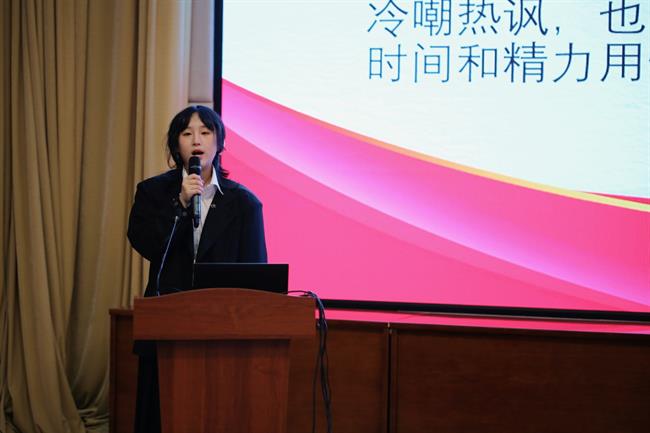 林妍洁.jpg 林妍洁.jpg