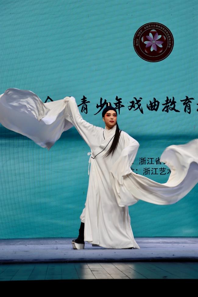 青年组基本功展示项目--浙江艺术职业学院.jpg